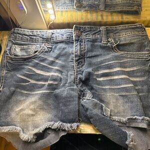 Women’s Jean shorts
